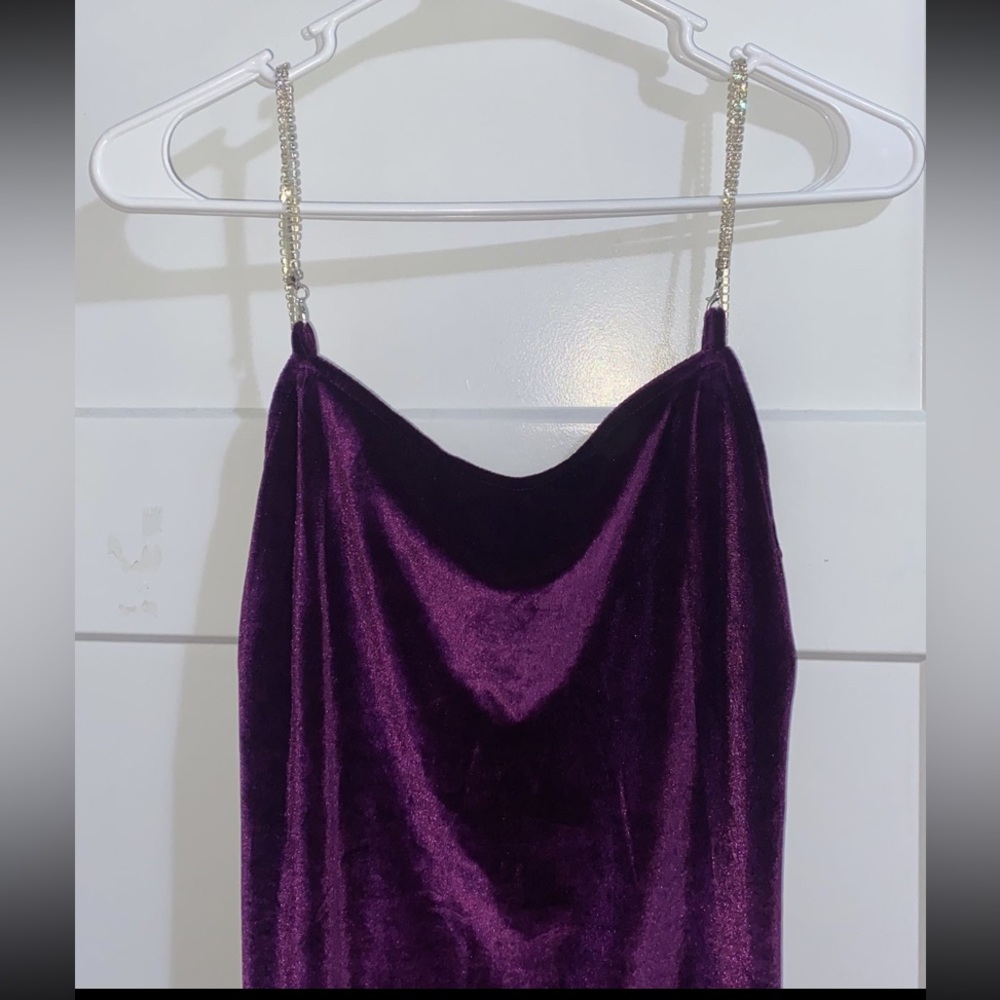 Back Out : Purple Velvet Mini Dress

Tag says extra large, but fit large as well
